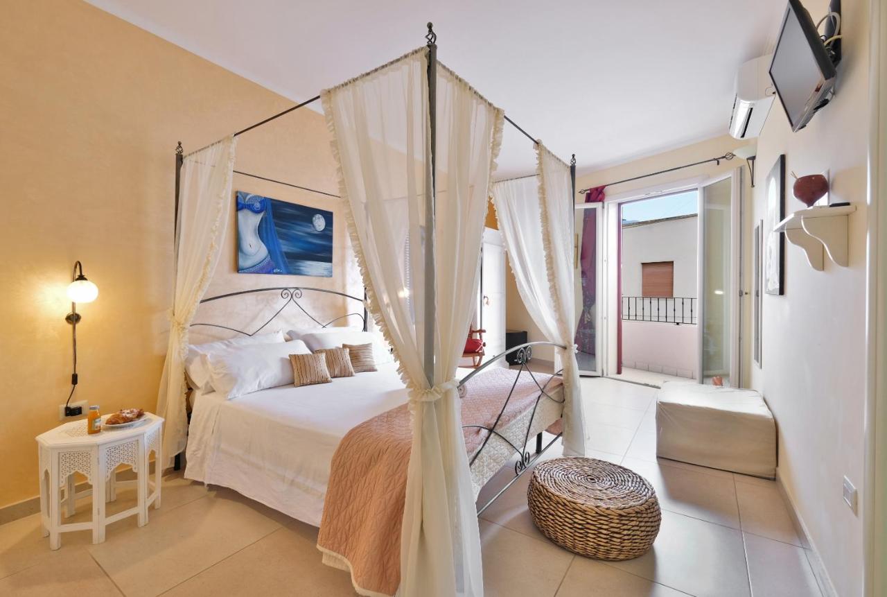 Adua Art Bed & Breakfast Castrignano del Capo Ngoại thất bức ảnh